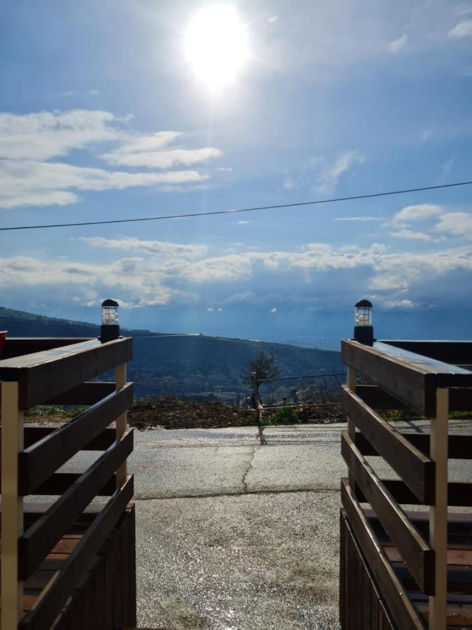 Sunset B&B Ein Kinya Exterior foto