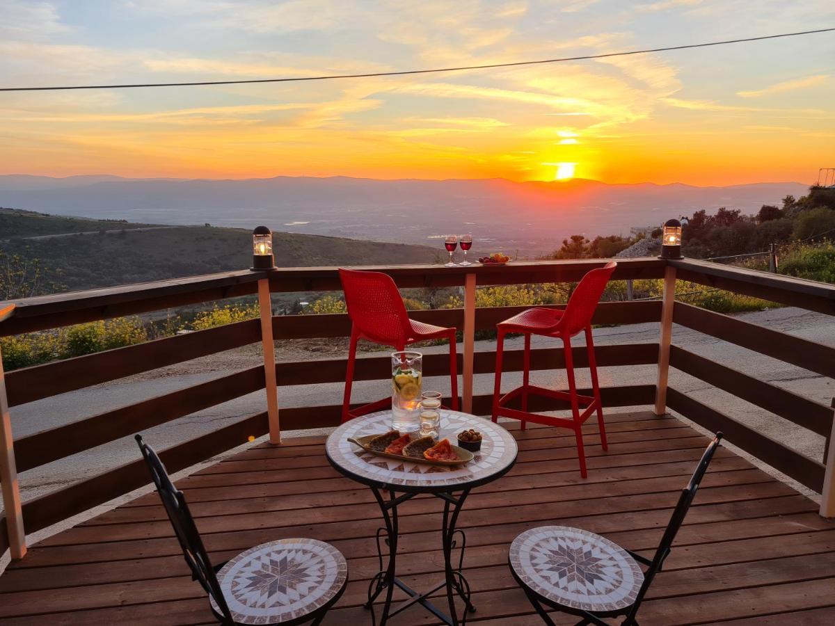 Sunset B&B Ein Kinya Exterior foto